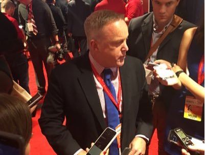 Будущий пресс-секретарь Трампа о санкциях против России: Дипломатический ответ или политическая расплата?