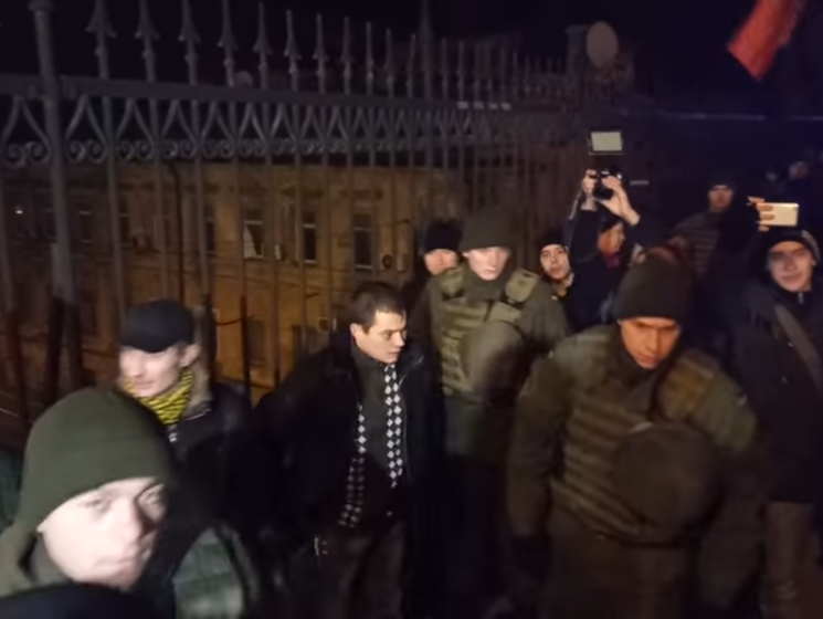 В Одессе участники марша в честь Бандеры подрались с прохожими. Видео