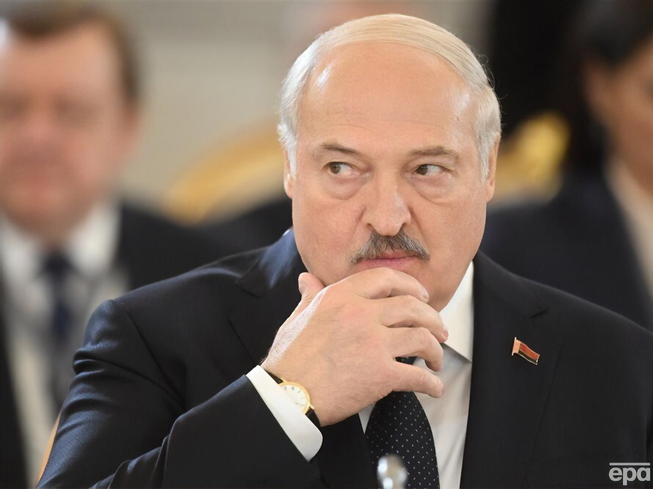 Belarusian President’s Unusual Flight Route Amid Russian Events