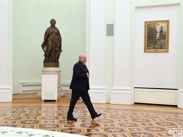 Лукашенко провів переговори із Пригожиним і той "прийняв пропозицію" зупинити рух вагнерівців територією РФ