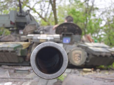 Генштаб ВСУ сообщил об атаках оккупантов на пяти направлениях. Накануне они атаковали на трех