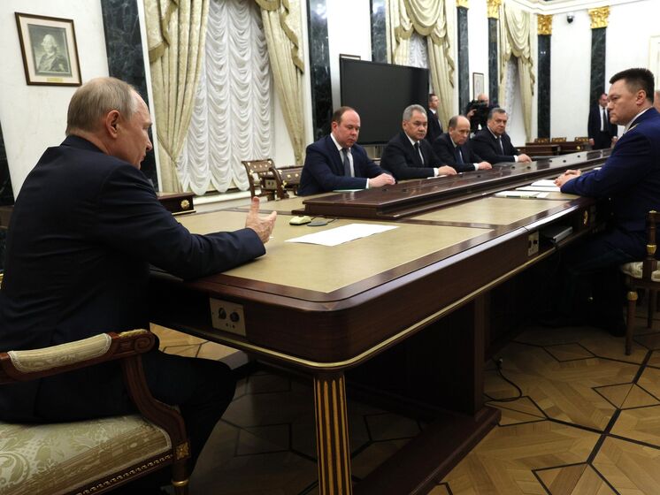 Путін після заколоту Пригожина зібрав силовиків "поговорити про завдання". Шойгу теж був у Кремлі. Фото, відео