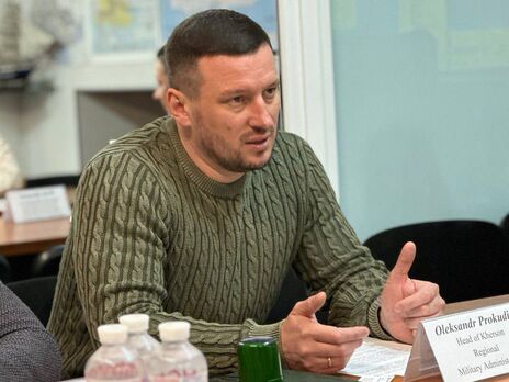 Окупанти вранці обстріляли Херсон і Михайлівку, поранено двох людей – ОВА