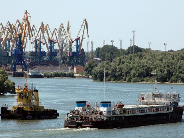 В порты Украины заходят суда, которые вышли из российских портов, это распространенная практика – BlackSeaNews