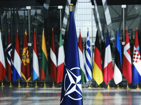 НАТО необхідно продумати стратегію стримування РФ – професор Карбер і генерал-лейтенант у відставці Кадьє