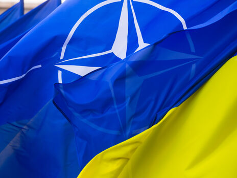 Важно документально закрепить необходимость членства Украины в НАТО и увеличить военную помощь – профессор Карбер и генерал-лейтенант в отставке Кадье