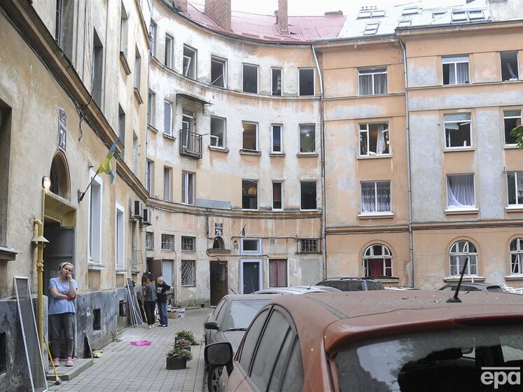 Во время ночного обстрела во Львове было закрыто минимум 10 убежищ, полиция начала расследование – МВД
