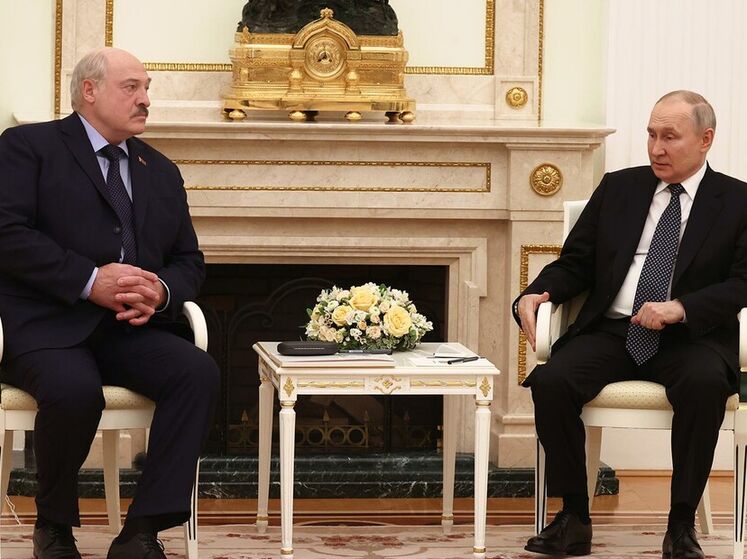 "Цілі визначено". Лукашенко розповів, хто ухвалюватиме рішення про застосування російської ядерної зброї в Білорусі – він чи Путін