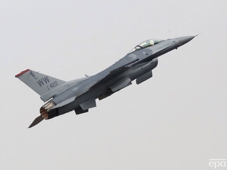 Лавров заявив, що постачання F-16 Україні у РФ розцінять як загрозу в ядерній сфері. Кулеба відповів, що Росія "проковтне" передання винищувачів