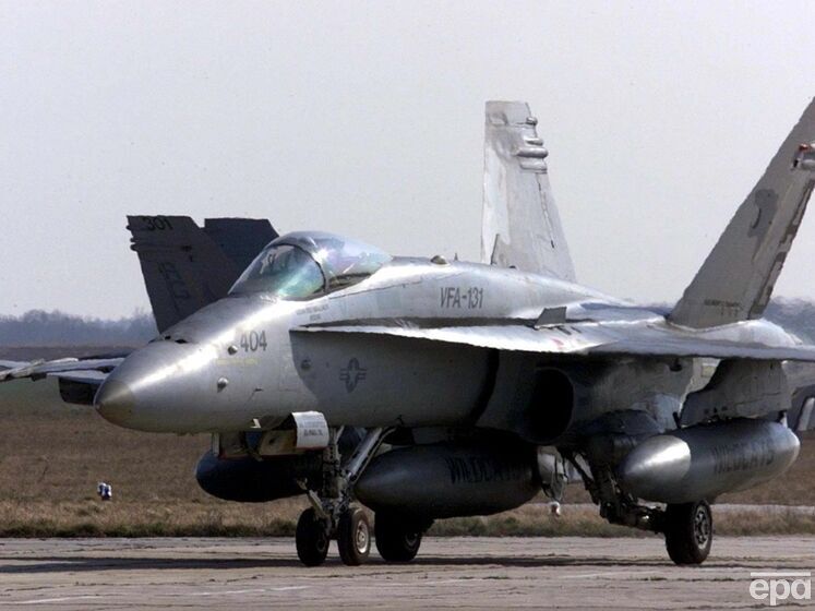 "Идет дискуссия". Министр обороны Австралии ответил на запрос Украины о передаче истребителей F-18