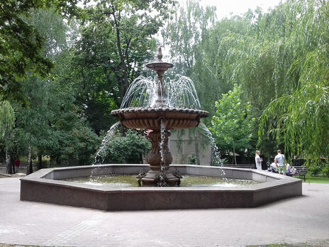 Сквери Трудової Слави і Чкалова, парк Пушкіна. У Києві перейменували 14 топонімів, пов'язаних із Росією