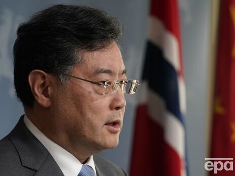 Міністр закордонних справ Китаю не з'являвся на публіці майже три тижні, що викликає 