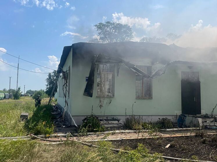 У Харківській області окупанти обстріляли село з вертольота. Пошкоджено житло й електромережу – ОВА