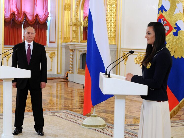 У Кремлі заявили, що довірена особа Путіна спортсменка Ісинбаєва, яка проживає в Іспанії, "виконує свої функції"