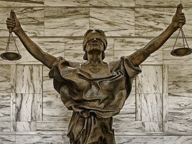 Опубликован закон о Высшем совете правосудия