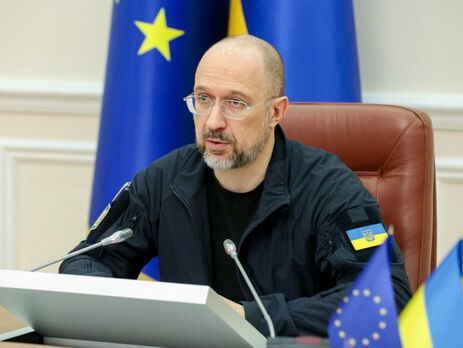 Шмыгаль призвал Польшу не закрывать границы для экспорта украинского зерна