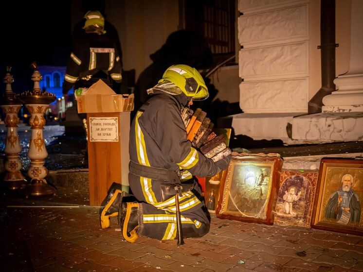 Росіяни вночі вдарили по Одесі. Одна людина загинула, 19 поранено, зруйновано Спасо-Преображенський собор УПЦ МП