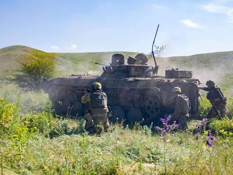 ЗСУ під вогнем ворожої авіації успішно відбили атаки росіян під Авдіївкою. Окупанти безрезультатно наступали біля Рівнополя – Генштаб