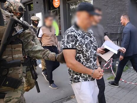 Центр противодействия коррупции сообщил, что военкома Борисова, которого искали два дня, задержали возле здания ГБР. В Госбюро опровергли