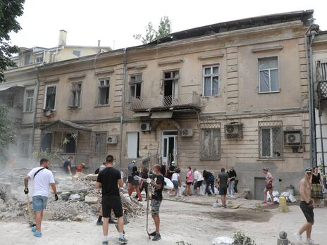 В Одессе после атаки РФ 23 июля повреждено 61 здание, пострадало 28 памятников – объектов культурного наследия – горсовет