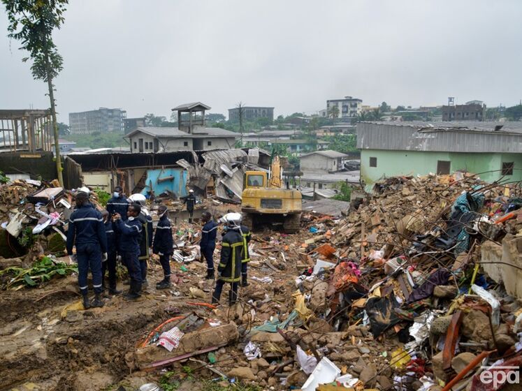 В Камеруне обвалилась жилая многоэтажка, погибли не менее 33 человек