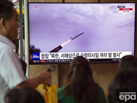 КНДР знову запустила дві балістичні ракети