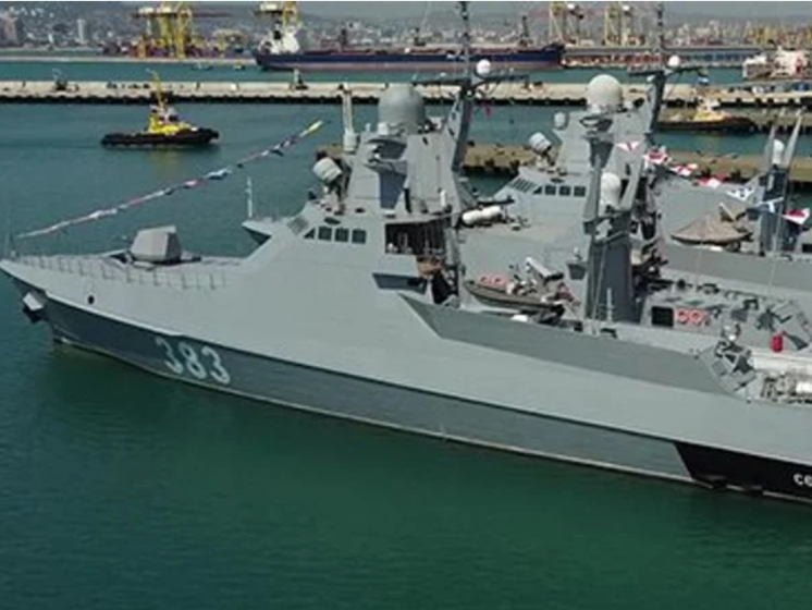 Окупанти заявили про атаку надводних дронів на один із найновіших кораблів Чорноморського флоту РФ