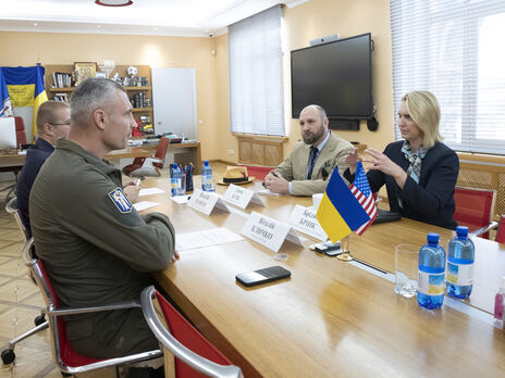 Кличко обсудил с послом США вопросы безопасности и самоуправления