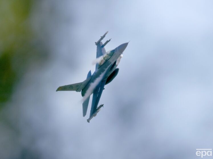 Партнери поки не погодили плану навчання українських пілотів на F-16 – Politico