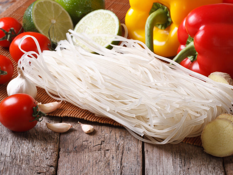 Два способи приготування скляної локшини – фунчози – за 10 хвилин