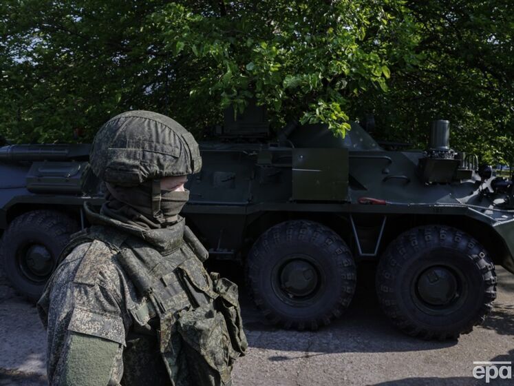 "Зрадники нікому не потрібні". У Луганській області окупанти почали скеровувати на фронт колаборантів із силових структур