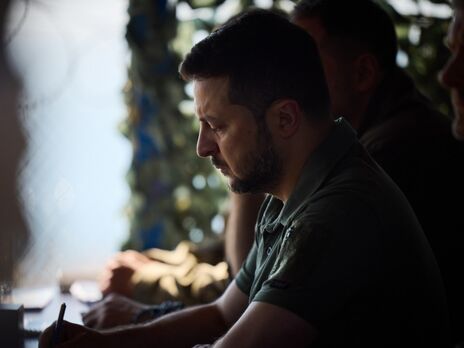 Зеленский приехал в Днепр и провел выездное заседание ставки