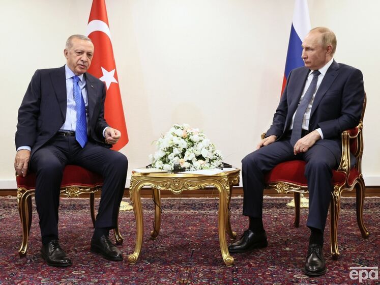 "Ердоган пропонував – не дуже зручний час. Я запропонував – йому незручно". Путін розповів, чому не відбулося його розмови із президентом Туреччини