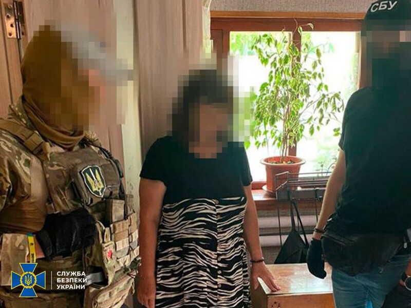СБУ задержала жительницу Очакова, подозреваемую в подготовке ударов оккупантов по Николаевской области во время визита Зеленского