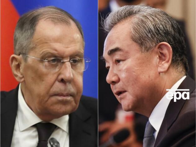 Главы МИД Китая и РФ обсудили войну в Украине на следующий день после встречи в Саудовской Аравии 