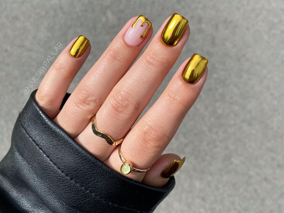 Дизайн ногтей золото