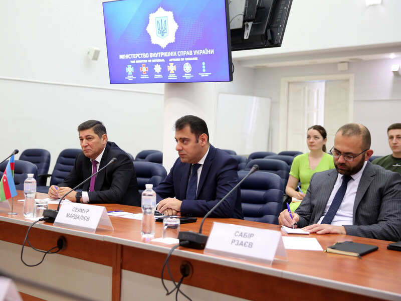 Азербайджан проводитиме тренінги для українських саперів й допомагатиме в розмінуванні