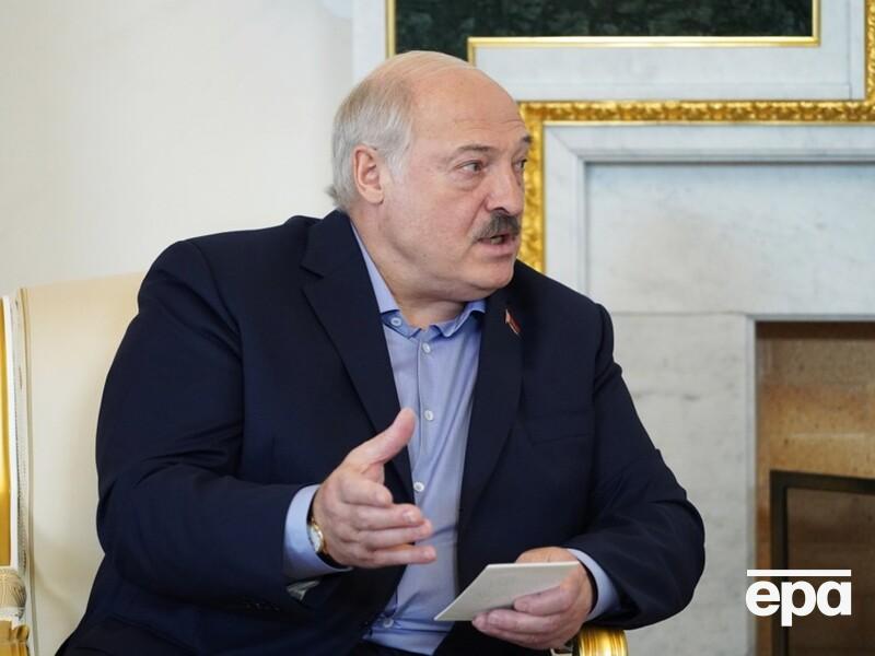 Лукашенко решил "наладить отношения" с Польшей. В Варшаве ответили