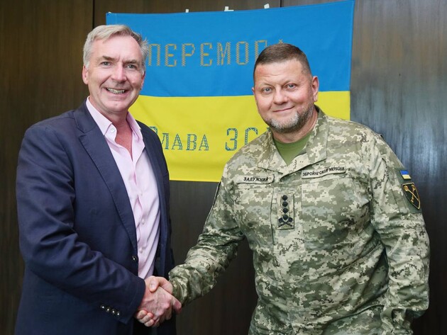 Залужный и начальник Штаба обороны Великобритании обсудили ход контрнаступления и потребности ВСУ