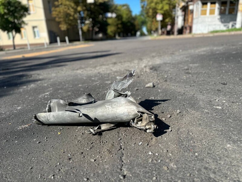 Россияне ночью атаковали жилые кварталы Херсона, ранены три мирных жителя, двое из них в тяжелом состоянии – ОВА