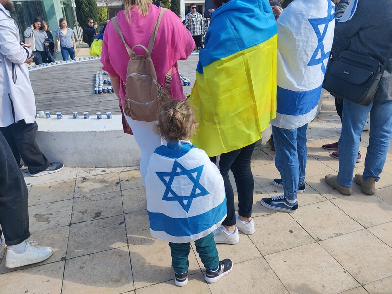 Ізраїль надасть Україні кілька тонн медикаментів, повідомив посол. Минулого тижня ізраїльський уряд скасував безплатну медичну допомогу біженцям-українцям