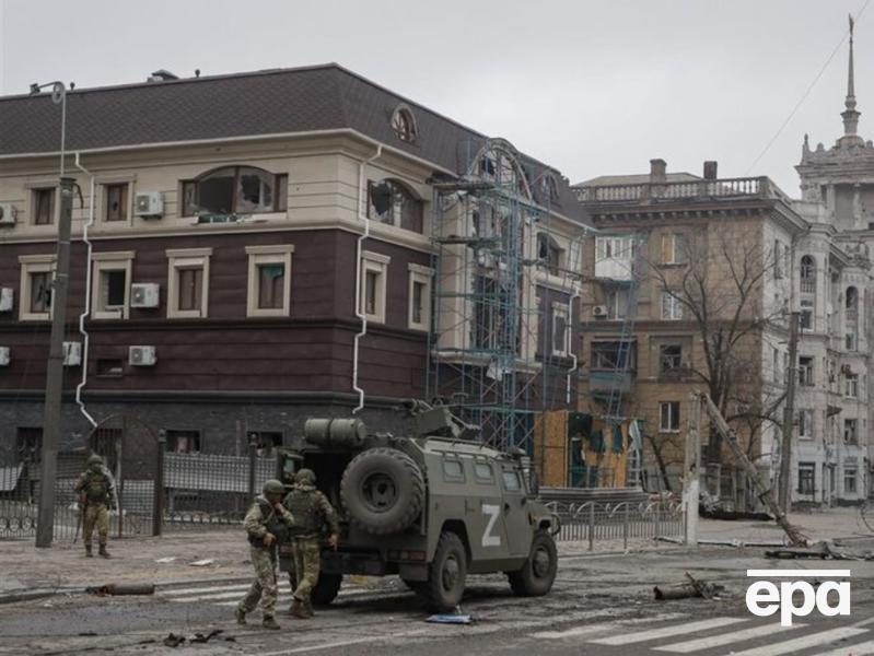 Андрющенко назвал число российских военнослужащих, размещенных в Мариуполе и окрестностях  