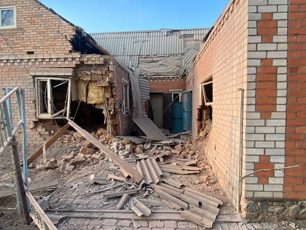 Ракетный удар по Чернигову, артобстрелы Орехова и Никополя, тяжелораненый в Купянске, погибший в Херсонской области. Сводка ОВА за сутки