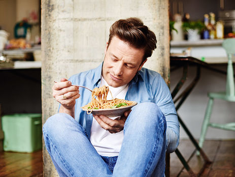 Известный британский повар Джейми Оливер закроет шесть ресторанов из-за Brexit