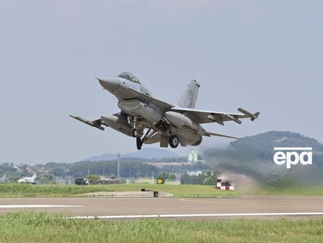 США готові навчати українських пілотів на F-16 у разі потреби – Пентагон