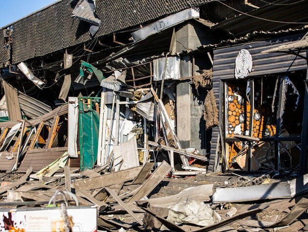 Оккупанты ракетным ударом разрушили автовокзал в Днепре. В сети появилось видео