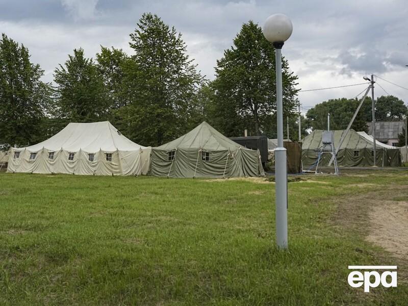 "Почему лишние палатки убираем? Столько не надо". Лукашенко рассказал, останутся ли вагнеровцы в Беларуси