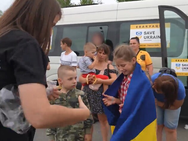 В Украину удалось вернуть еще 11 украинских детей, депортированных Россией