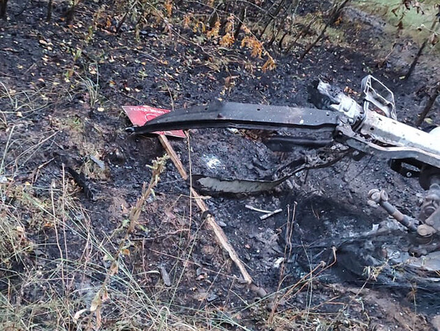 Двое погибших взрослых и двое пострадавших детей. В Черниговской области автомобиль подорвался на мине 