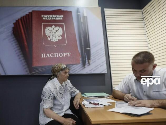 У Херсонській області окупанти погрожують конфіскацією нерухомості тим, хто не отримає російських паспортів до осені – Генштаб ЗСУ